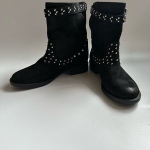 ❌❌ SOLD❌❌ Italian Suede leather Boots / TwinSet